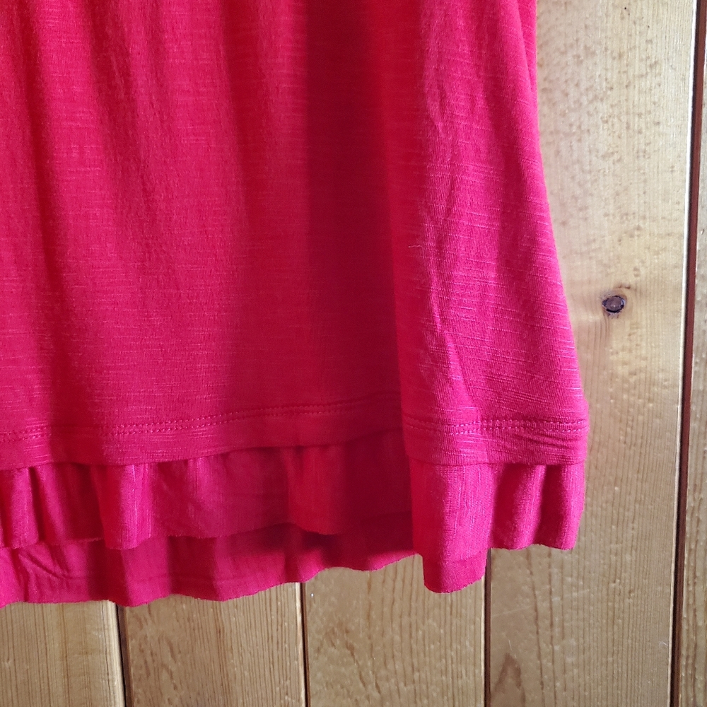 Style & Co Red Ruffled Hem Top - Picture 4 of 4